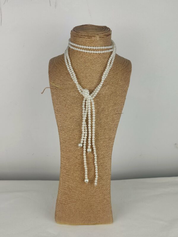 COLLAR NUDO PERLAS