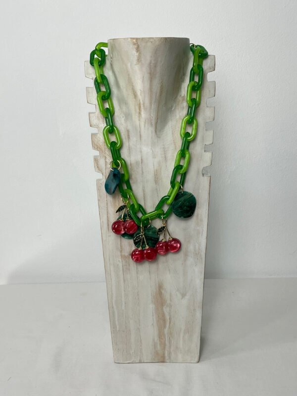 COLLAR METRACILATO CEREZAS