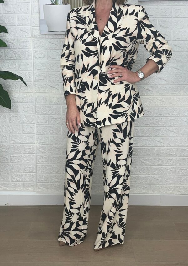 TRAJE DE CHAQUETA ESTAMPADO - Imagen 3