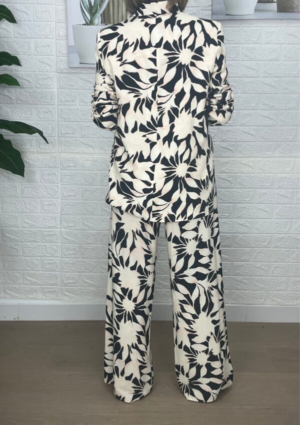 TRAJE DE CHAQUETA ESTAMPADO - Imagen 2