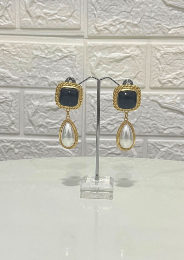 PENDIENTES PIEDRA CON PERLA